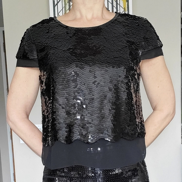 BCBGMaxAzria Tops - BCBG MaxAzria Sequins Top